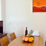 Calm & Peaceful בית נופש